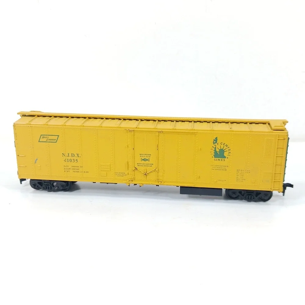 Jersey Central Lines HO Scale Boxcar NJDX 41035 Yellow Green Model Train Car